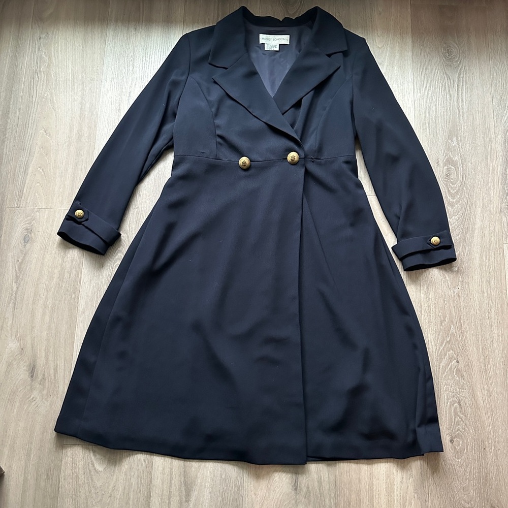Vintage suit dress Maggie London size large